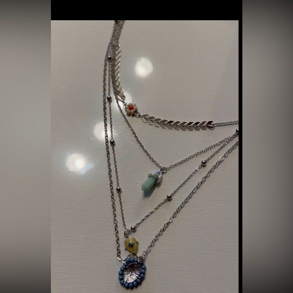 multi-chain choker - Picture 3 of 3